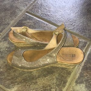 sliver small heel wedge